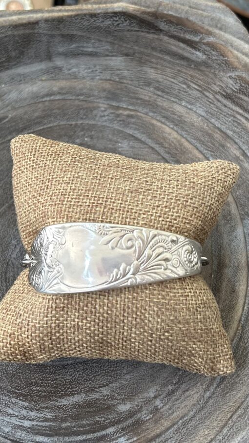 Art Noveau Chain Magnetic Bracelet - Image 3