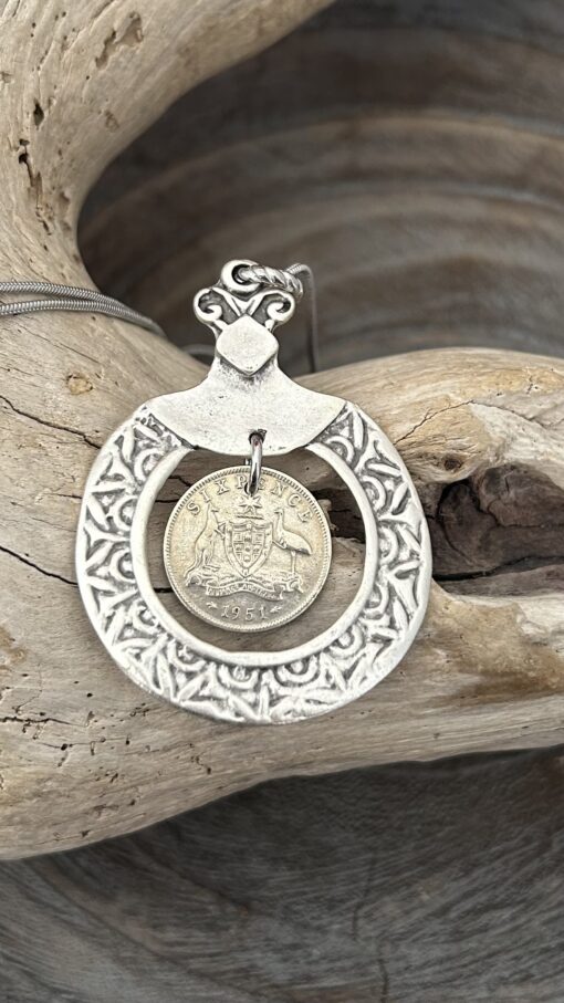 Dual-Sided 1951 Australian Sixpence Organic Surround Necklace - Image 2