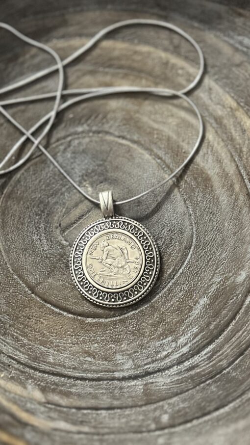 Charming 1964 New Zealand Silver Shilling Coin Necklace - Image 2