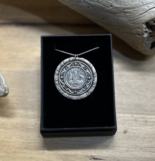 Unique 1945 Australian Sixpence Necklace - Image 3