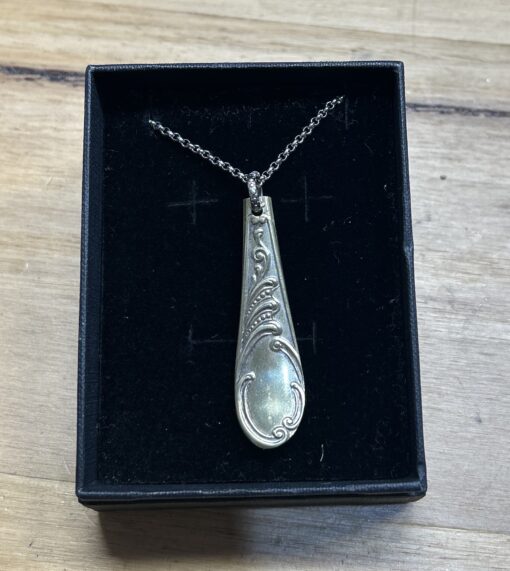 Gold Toned Teaspoon Handle Necklace - Image 3